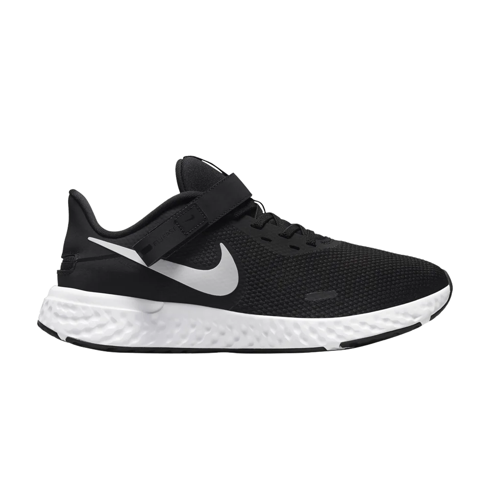 Krossovki-Nike-Revolution-5-FlyEase-Extra-Wide-Black-White