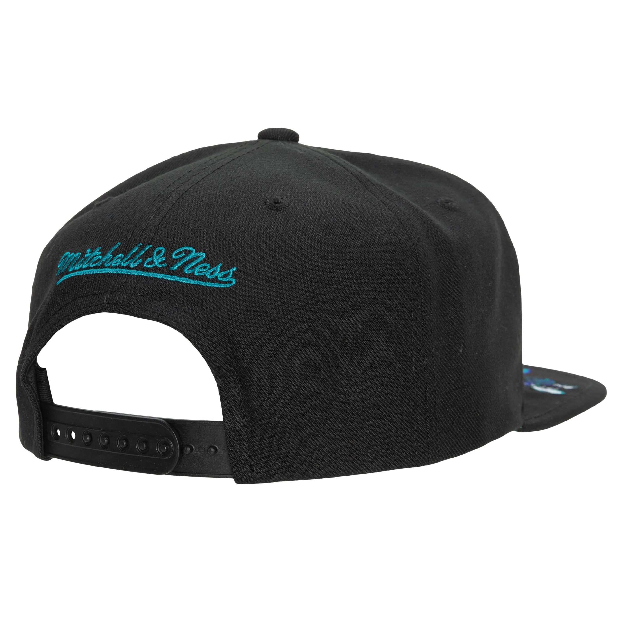Mitchell-Ness-Front-Loaded-Snapback-HWC-Charlotte-Hornets-Hat-1-scaled