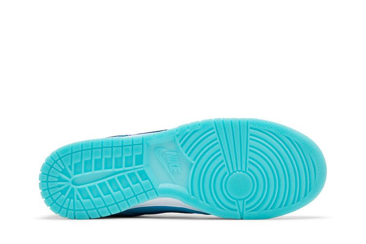 dunk-low-se-baltic-blue-total-orange-hq1538-416_03