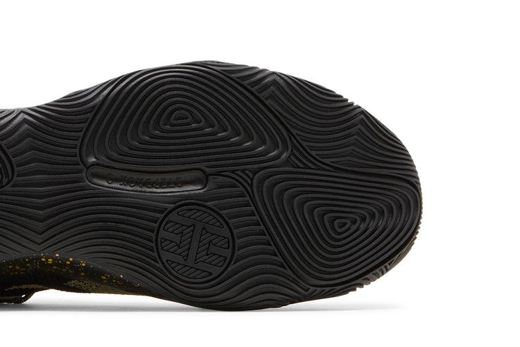 harden-stepback-3-black-gold-metallic-gy8631_04