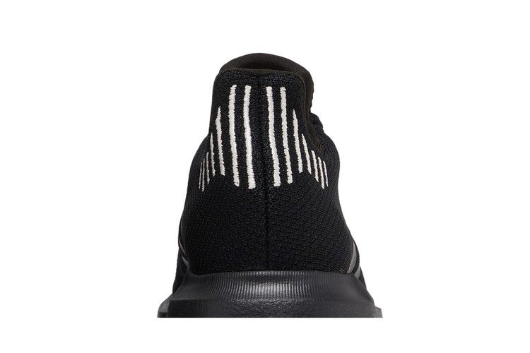Кроссовки adidas Wmns Swift Run 1.0 'Black Wonder Quartz'