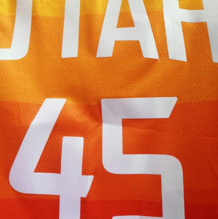 Баскетбольная джерси 2017-18 Donovan Mitchell Utah Jazz #45 City Edition Red