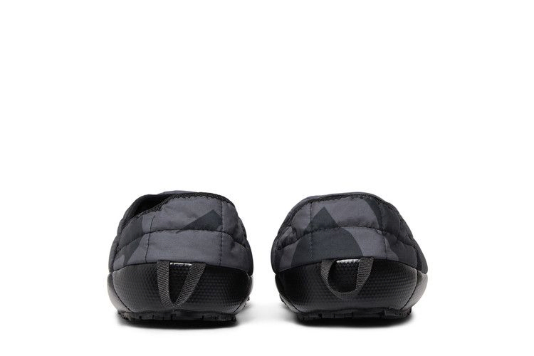 kaws-x-thermoball-traction-mule-vp-black-nuptse-nf0a7w6j-7il_05