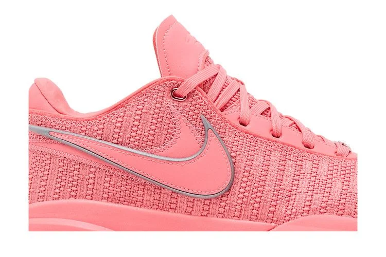 Кроссовки Nike LeBron 20 EP 'Pink Diamond'
