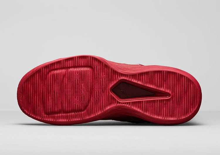 Krossovki-Air-Jordan-Melo-M13-Varsity-Red-5
