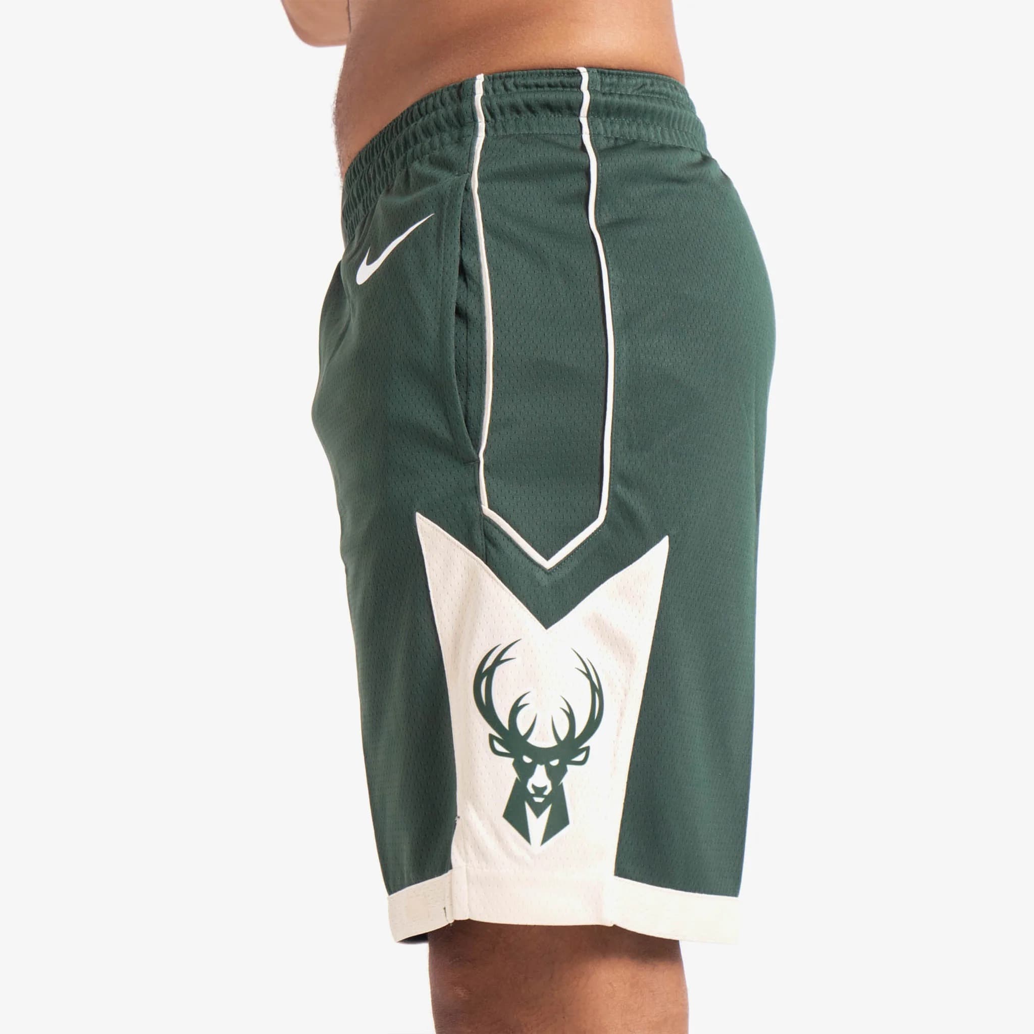 Спортивные шорты Nike Milwaukee Bucks 2024 Icon Edition Swingman NBA Shorts