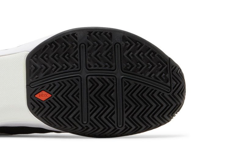 zoom-vapor-9-5-tour-black-631458-011_04