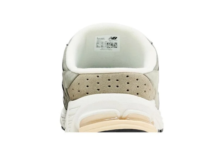Myuli-New-Balance-2002R-Mule-Marblehead-Trooper-6