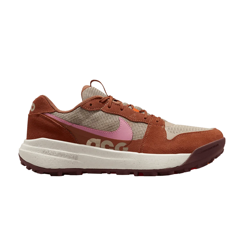 Кроссовки Nike ACG Lowcate 'Dark Russet Coral'