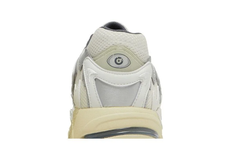 Кроссовки Bad Bunny x adidas Response CL 'Cream White'