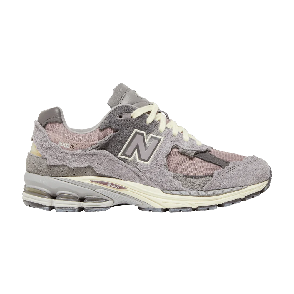 Krossovki-New-Balance-2002R-Protection-Pack-Lunar-New-Year