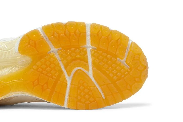 Кроссовки Men's Joe Freshgoods x New Balance 2002R 'Conversations Amongst Us'