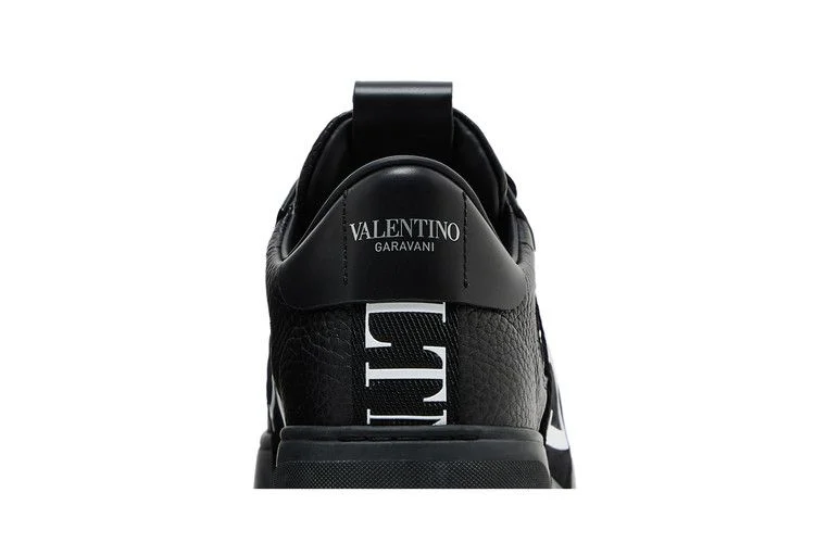 Кроссовки Valentino VL7N Low 'Black' 2022