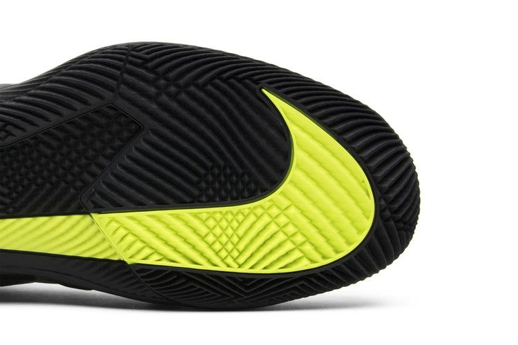 Кроссовки NikeCourt Vapor RF x Air Max 95 'Neon'