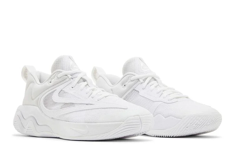 Krossovki-Nike-Giannis-Immortality-3-EP-Triple-White-7