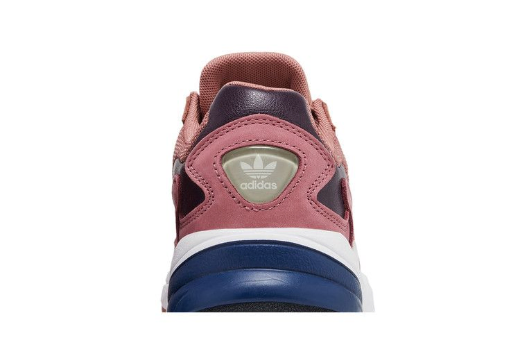 wmns-falcon-raw-pink-d96700_06