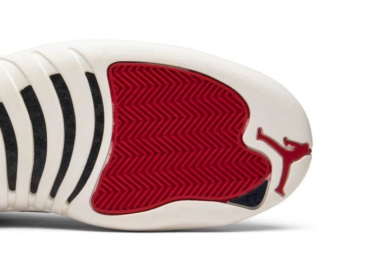 Кроссовки Air Jordan 12 Retro 'International Flight'