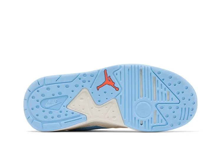 Krossovki-Wmns-Air-Jordan-CMFT-Era-Pale-Ivory-3