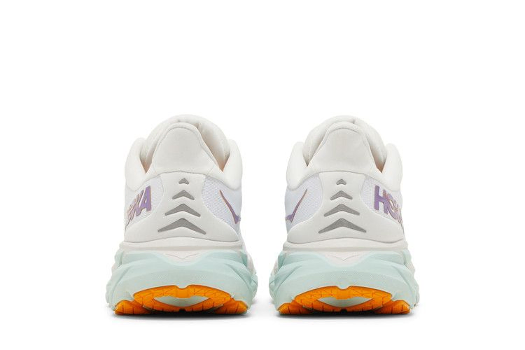 wmns-clifton-8-blanc-de-blanc-1119394-bdbw_05