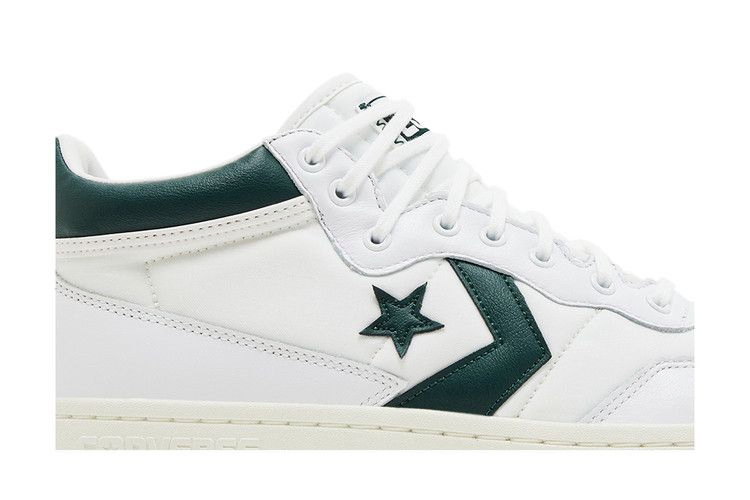 fastbreak-pro-mid-white-deep-emerald-166247c_01