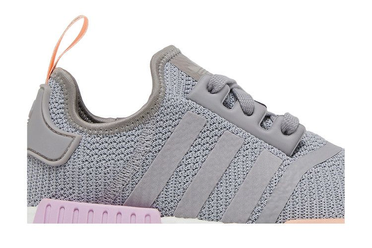 Кроссовки adidas Wmns NMD_R1 'Light Granite'