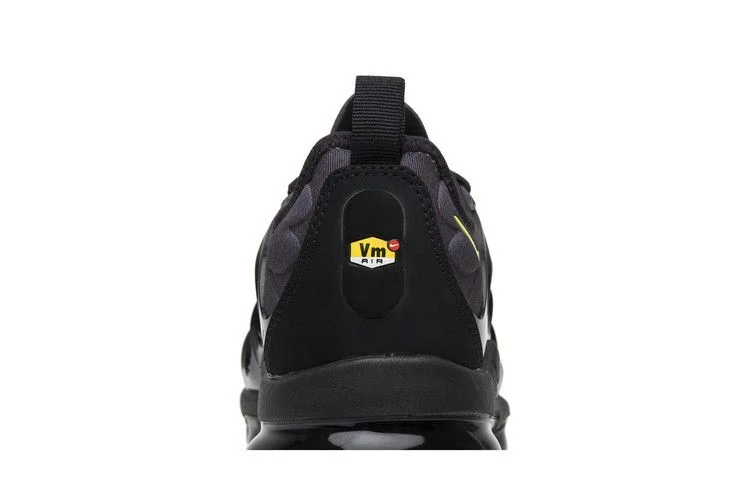 Кроссовки Nike Air VaporMax Plus 'Neon 95'