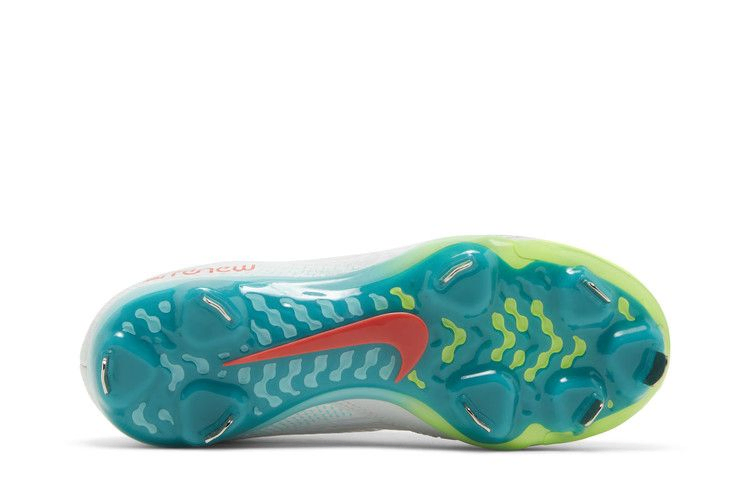 Кроссовки Nike Wmns Hyperdiamond 4 Pro 'White Turbo Green'