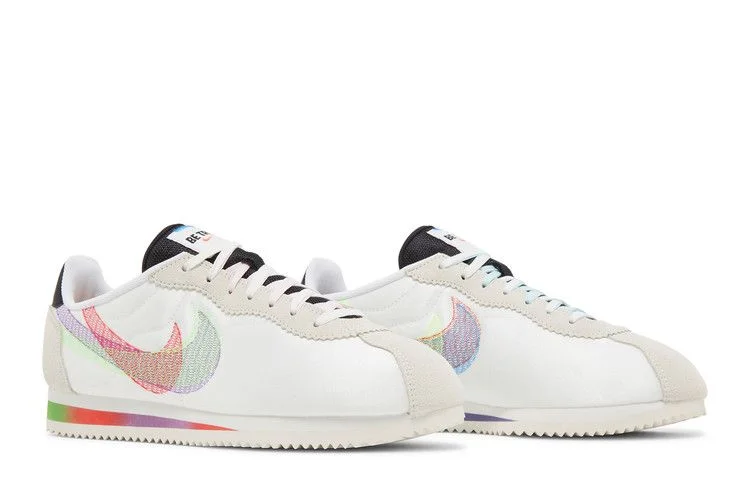 Krossovki-Nike-Cortez-Be-True-2022-7