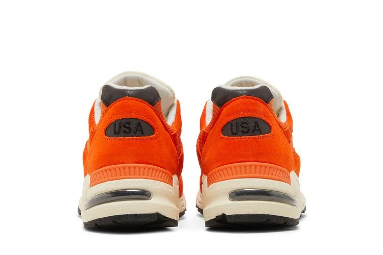 Кроссовки Teddy Santis x New Balance 990v2 Made in USA 'Marigold'
