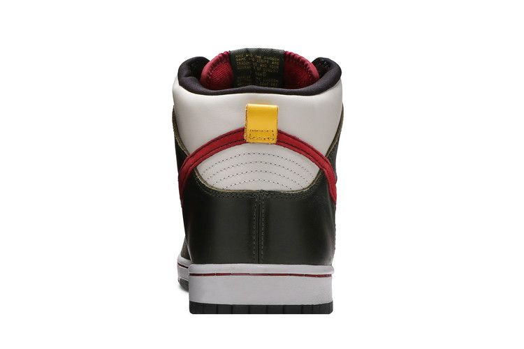 dunk-high-premium-boba-fett-313171-361_06
