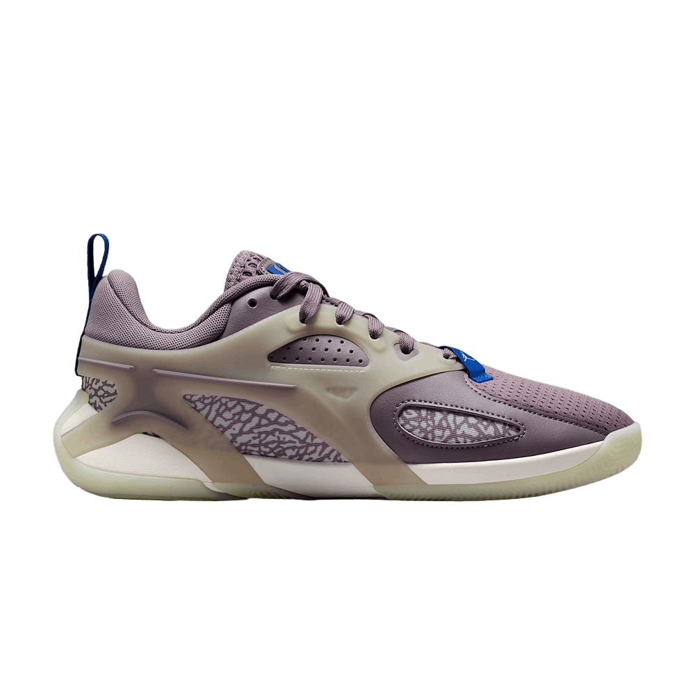 Кроссовки Wmns Air Jordan Heir Series 'Purple Smoke'