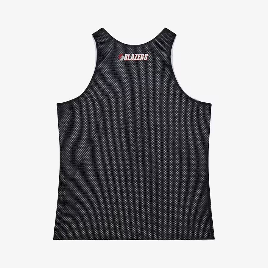 Mitchell-Ness-Black-Portland-Trail-Blazers-Vintage-Logo-Mesh-Practice-Tank-Top-1