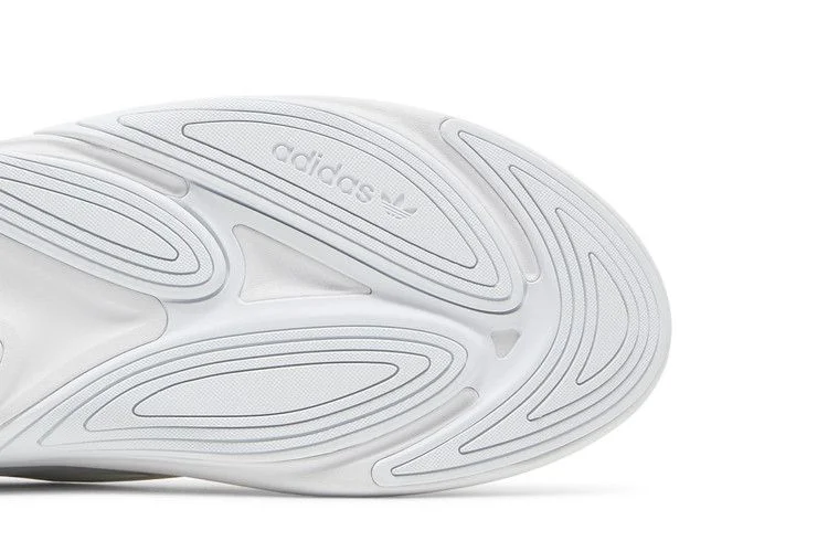 Кроссовки adidas Ozelia 'Triple White'