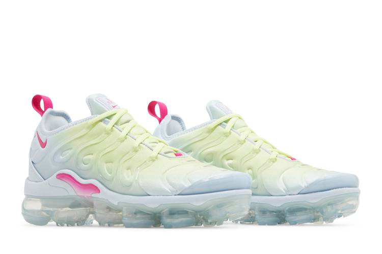 wmns-air-vapormax-plus-blue-tint-lemon-twist-fq8882-423_07