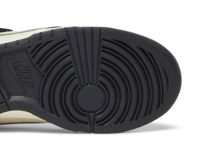 wmns-dunk-low-lx-black-team-gold-dv3054-001_04
