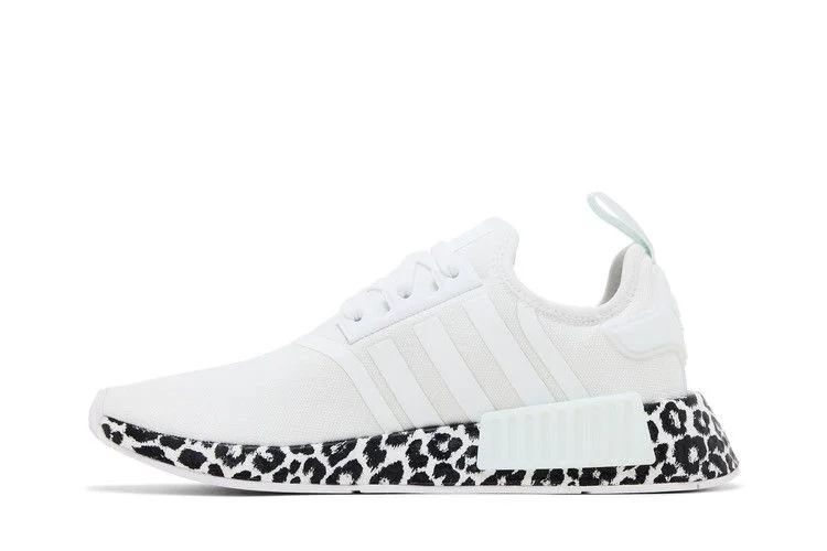 Krossovki-adidas-Wmns-NMD_R1-Leopard-White-2