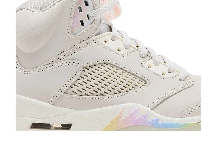 Кроссовки Wmns Air Jordan 5 Retro 'Year of the Snake'