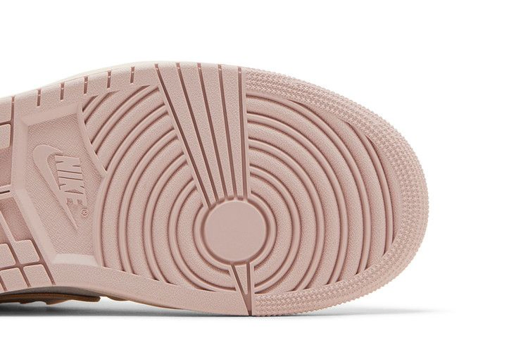 Кроссовки Wmns Air Jordan 1 High Method of Make 'Pink Oxford'