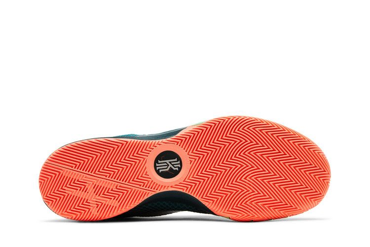 kyrie-1_03