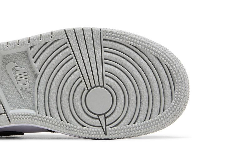 air-jordan-1-mid-gs-barons-dq8423-101_04