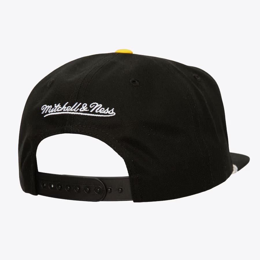 Mitchell-Ness-Black-San-Francisco-Giants-Radiant-Lines-Deadstock-Snapback-Hat-1