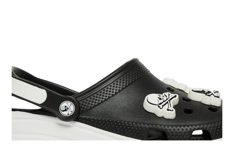 Кроссовки Crocs Mastermind Japan x Classic Clog 'Black White'