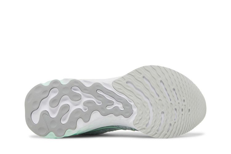 wmns-react-infinity-run-flyknit-3-pure-platinum-mint-foam-dd3024-007_03