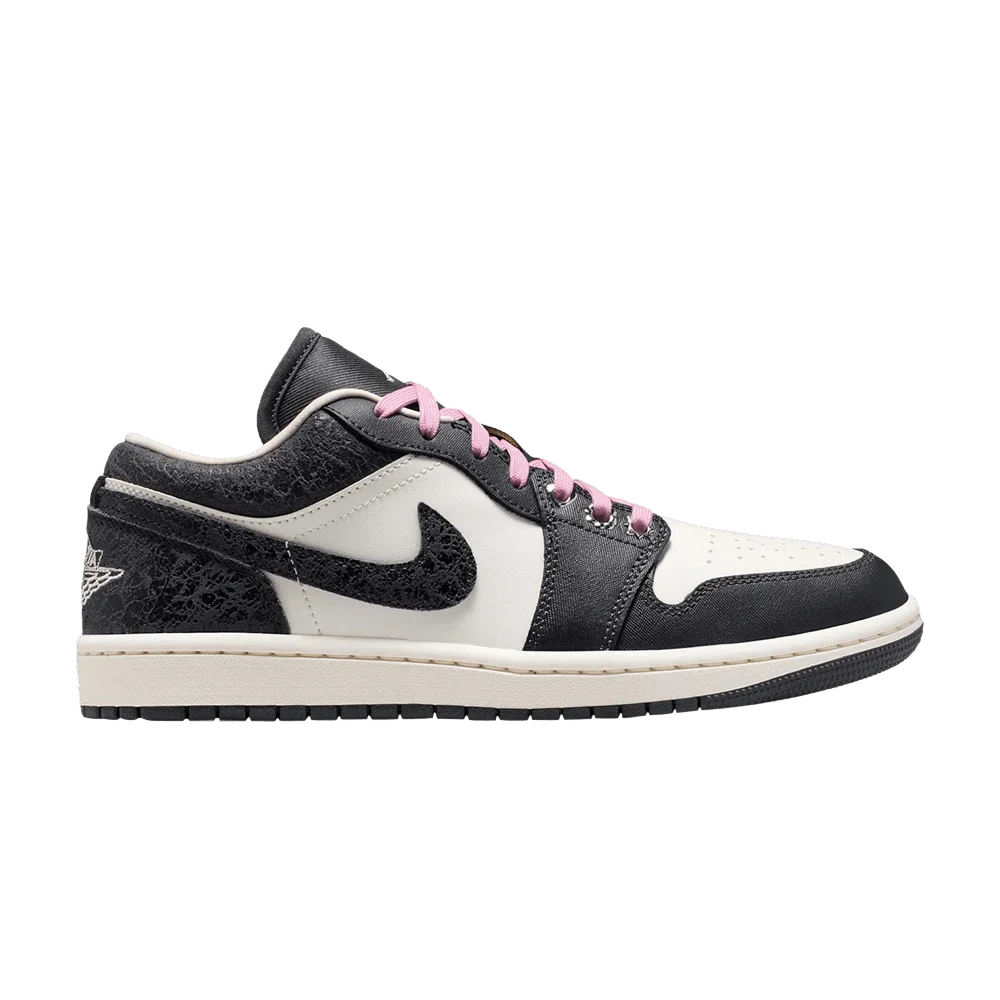 Кроссовки Wmns Air Jordan 1 Low SE 'Iced Carmine'