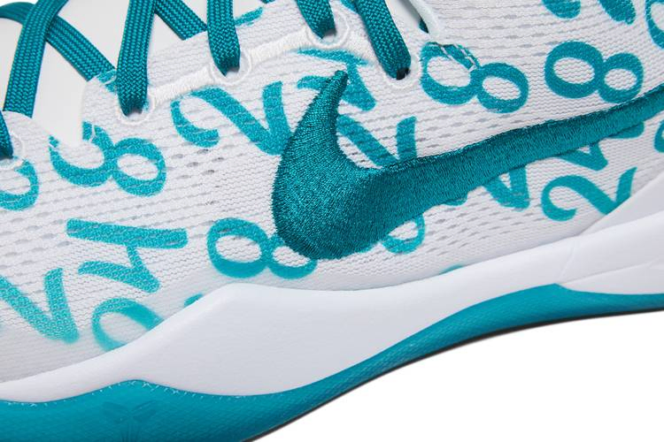 kobe-8-protro-radiant-emerald-fq3549-100_09