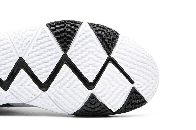Кроссовки Nike Kyrie 4 'White'