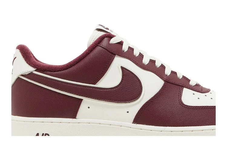 Кроссовки Nike Air Force 1 '07 LV8 'College Pack - Night Maroon'