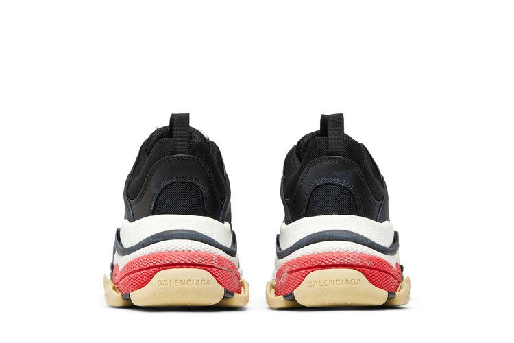 Кроссовки Balenciaga Triple S Sneaker 'Black Red'