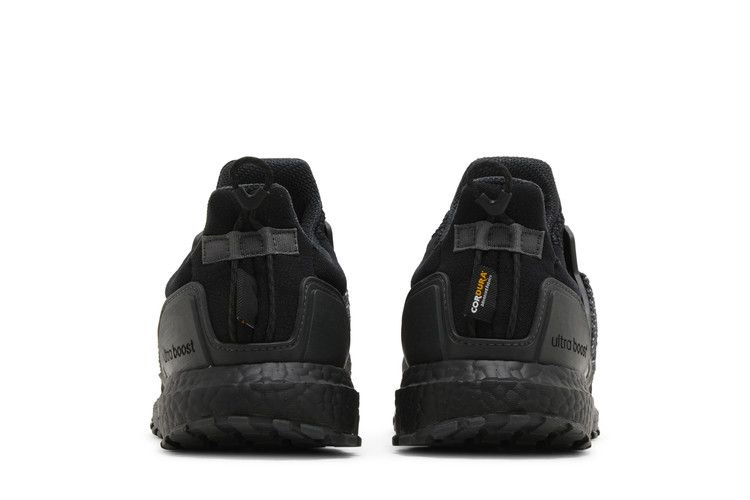 ultraboost-1-0-atr-black-carbon-id1747_05