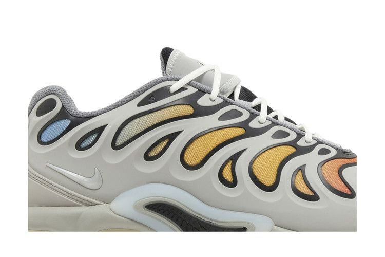 air-max-plus-drift-light-smoke-grey-fd4290-002_01